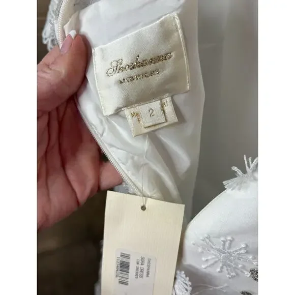Shoshanna White Fit and Flare Sora Dress Size 2 NEW MSRP $550.00 Shoshanna White Fit and Flare Sora Dress Size 2 NEW MSRP $550.00